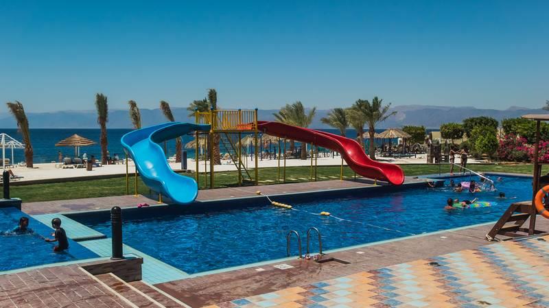 Hawar Resort by Mantis