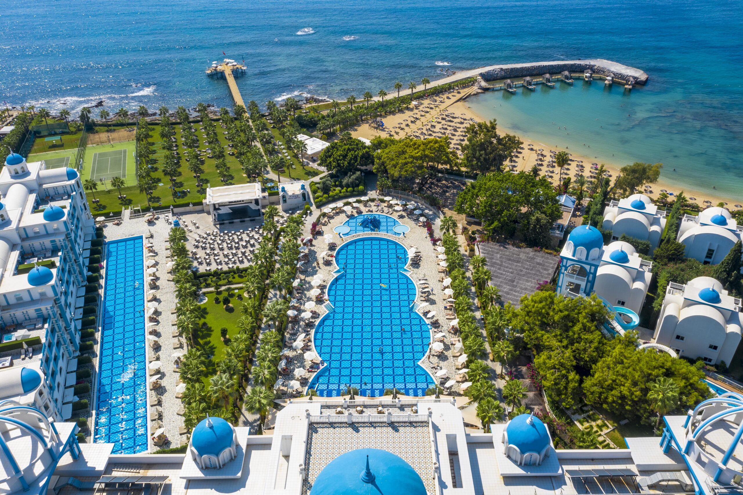 Rubi Platinum SPA Resort & Suites