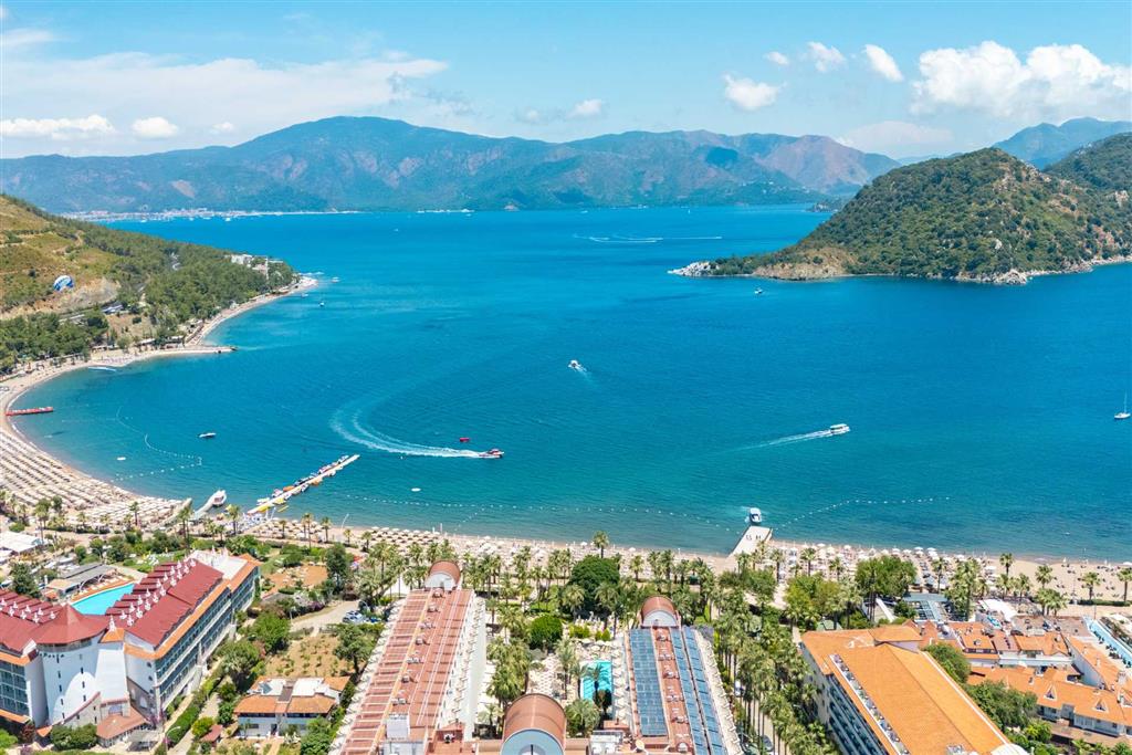 Aqua Hotel