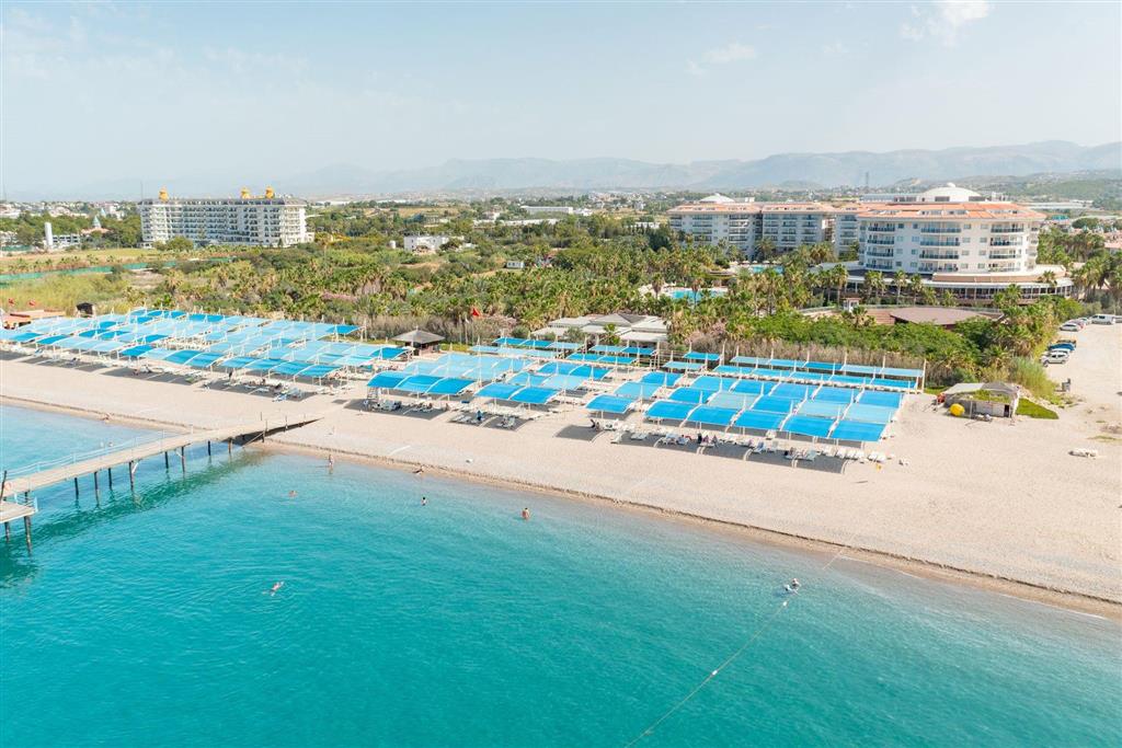 Sea World Resort & SPA